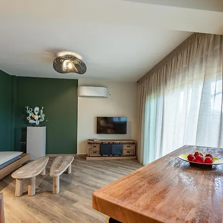 Boutique Saline - * Argostoli (Kefalonia)